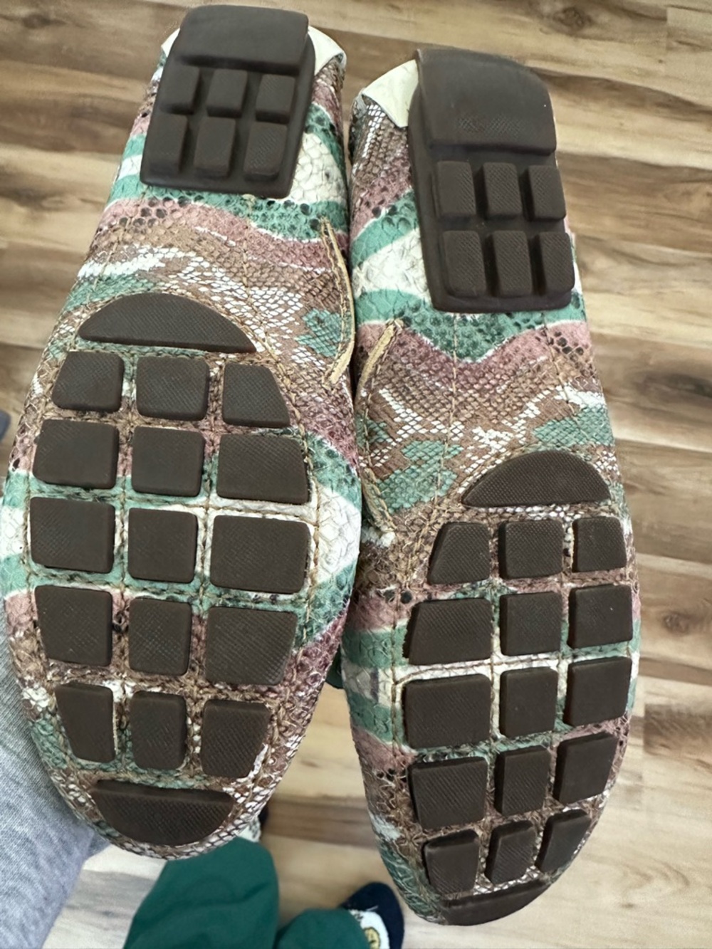 Marc Joseph Women's Cypress Hill Green Multi-Color Leather Moccasins - Picture 4 of 6
